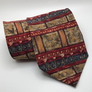 Metropolitan Museum of Art tie. Antique look pattern